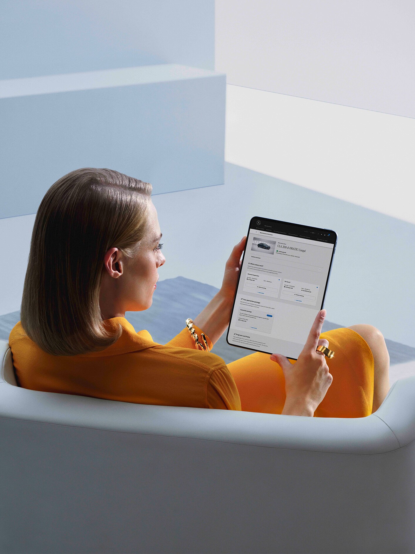 Dopyt na status vozidla na diaľku ako súčasť sériovej výbavy Digitálnych doplnkov Mercedes-Benz.