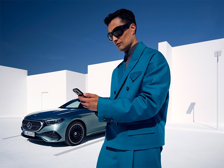 Diagnostika na diaľku ako jeden z mnohých digitálnych doplnkov od značky Mercedes-Benz.