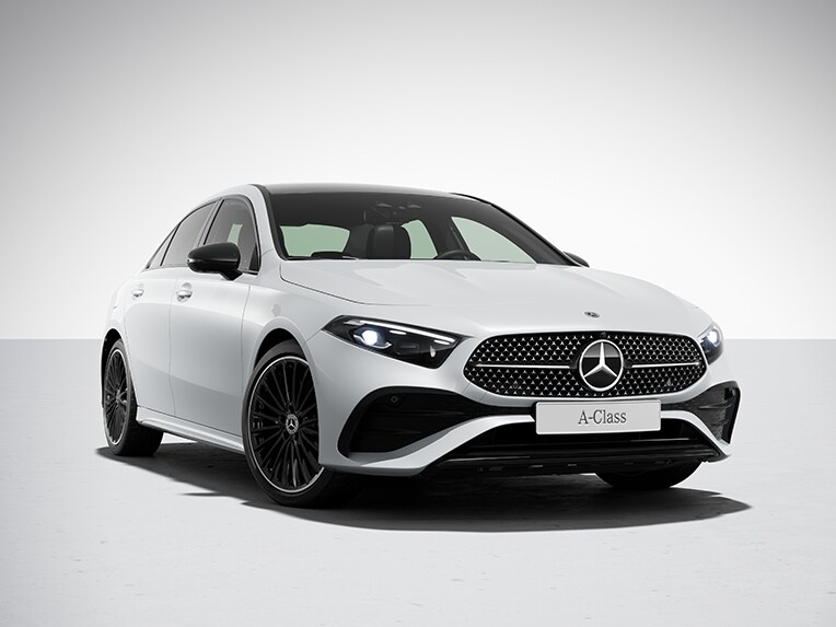 Exteriér sedanu Triedy A od značky Mercedes-Benz s balíkom Night.