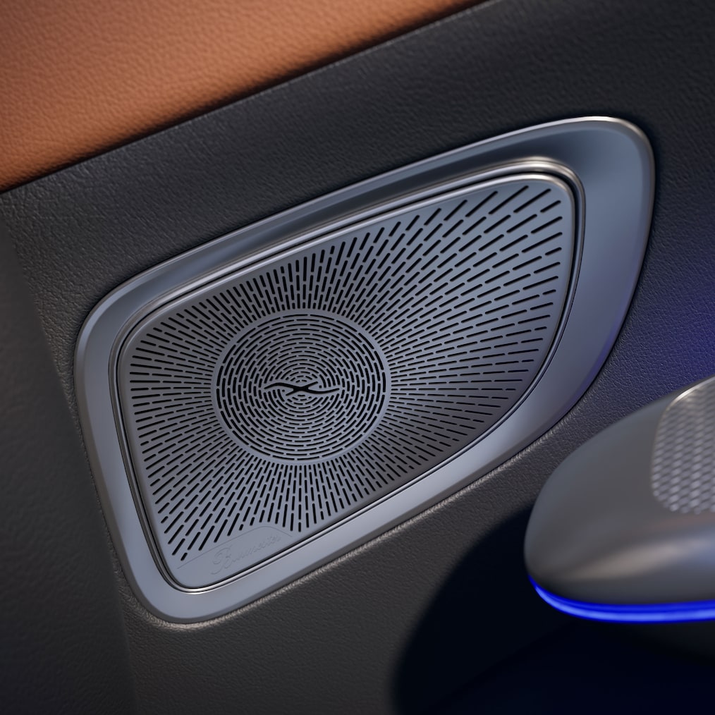 3D obklopujúci ozvučovací systém Burmester® v&nbsp;novom sedane Triedy&nbsp;C od značky Mercedes-Benz.