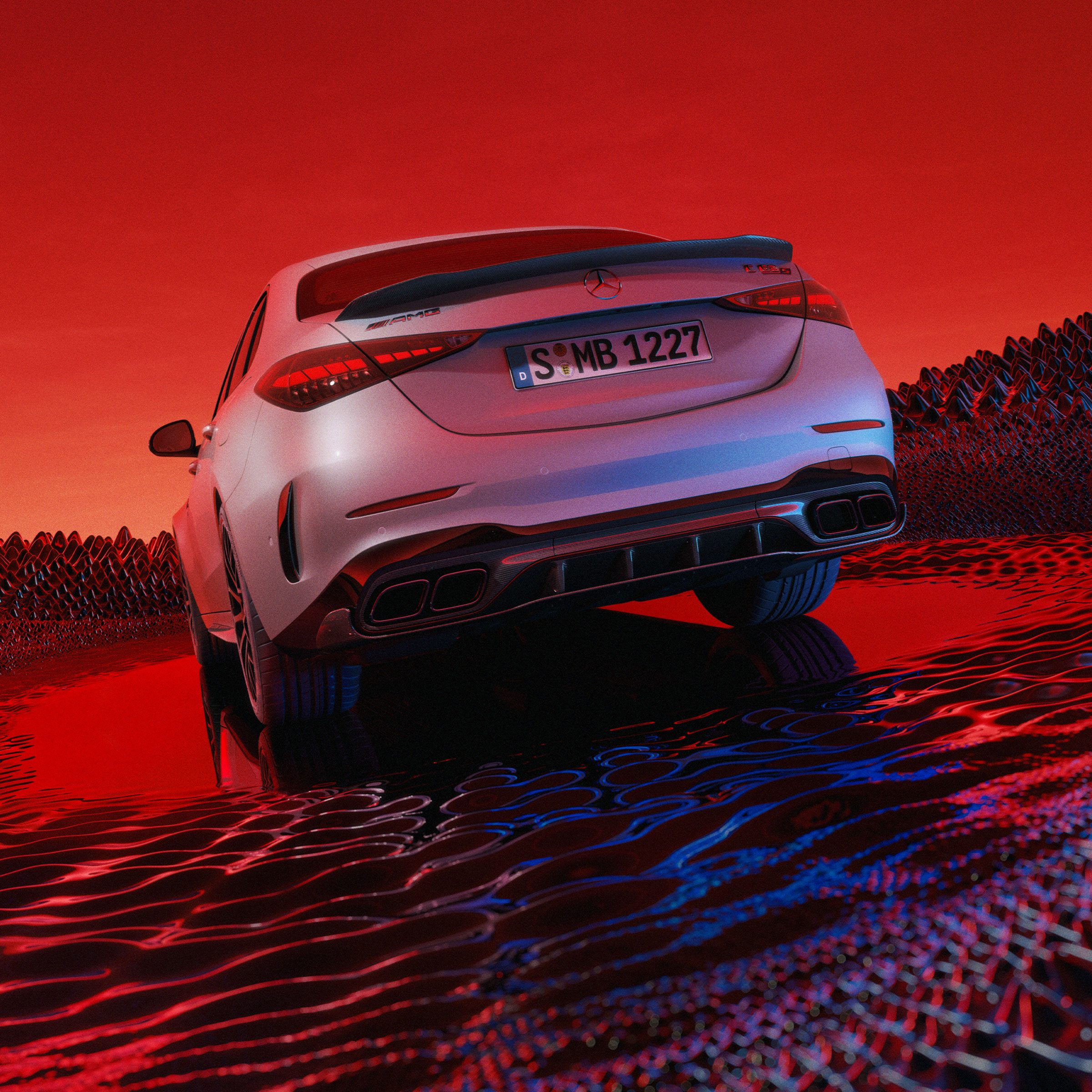 Bočný pohľad zozadu na model Mercedes-AMG C 63 S E PERFORMANCE vo verzii kombi.