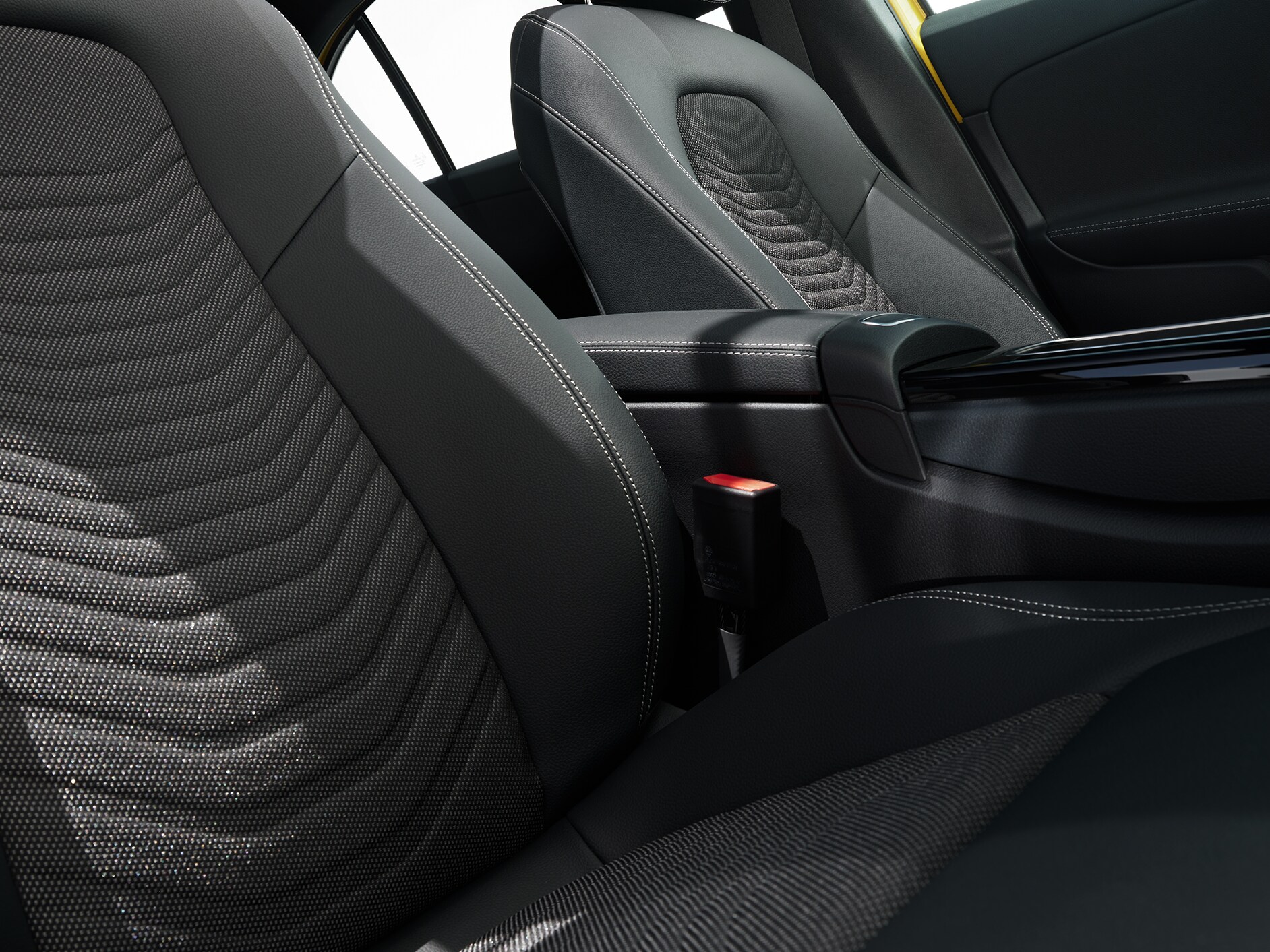 Komfortné sedadlá v&nbsp;hatchbacku Triedy&nbsp;A od značky Mercedes-Benz.