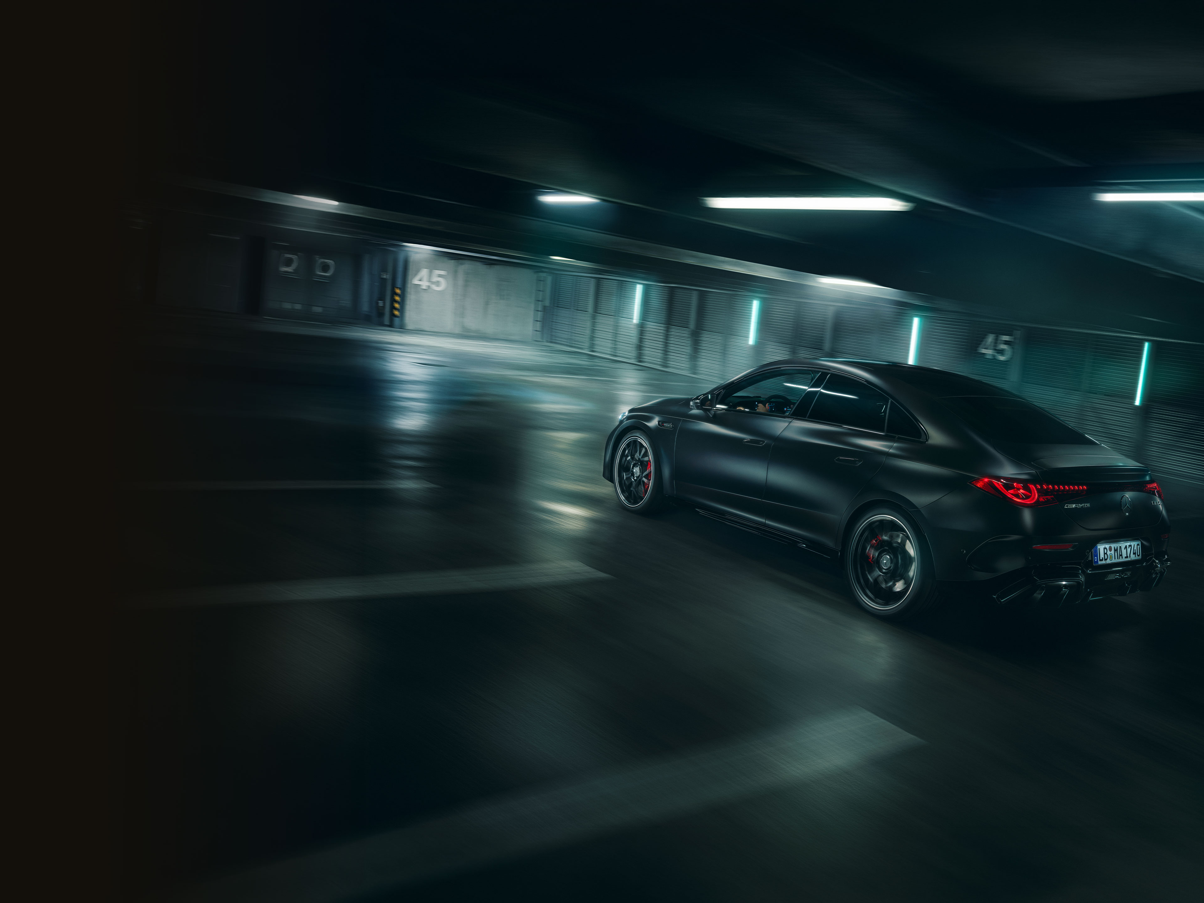 Výkon | CLA | Mercedes-AMG Výkon úplne nového elektrického modelu Mercedes-AMG CLA 45 4MATIC+.