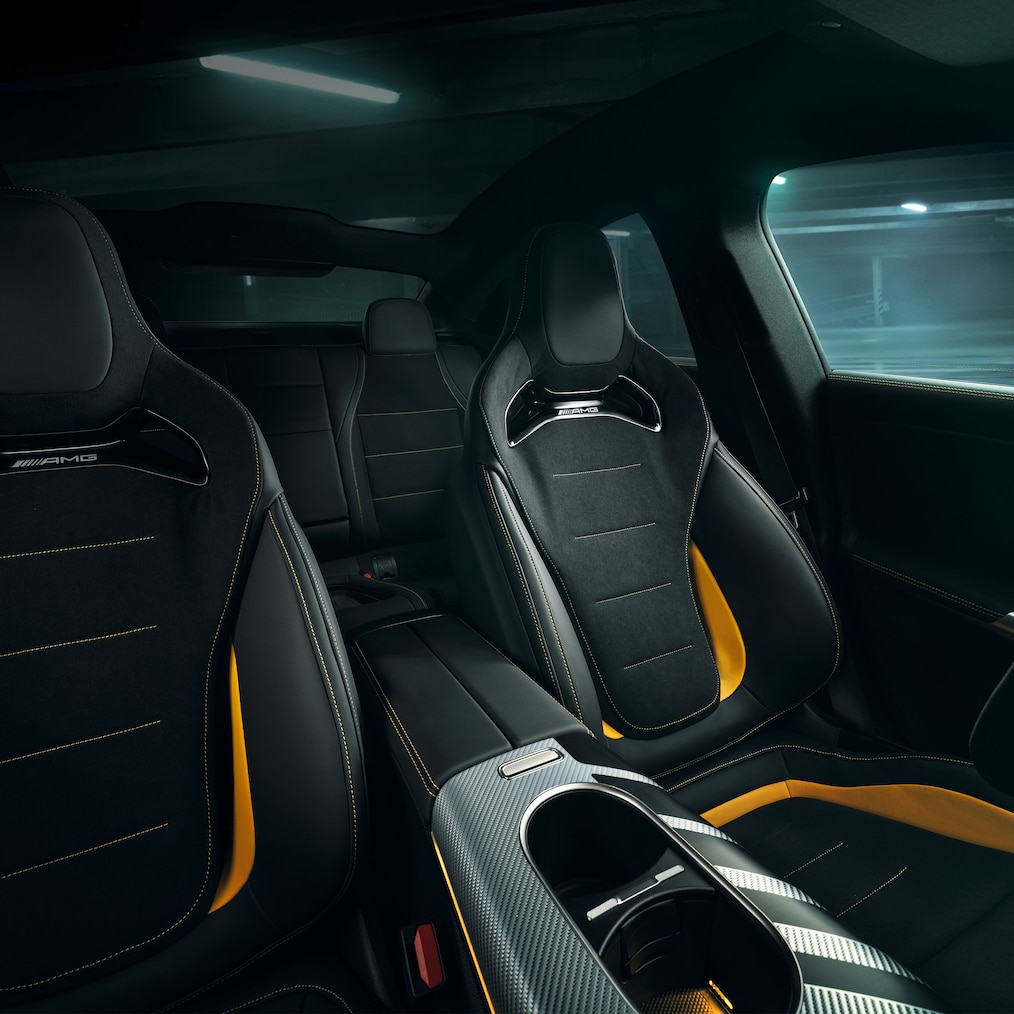 Sedadlá AMG Performance v&nbsp;úplne novom Mercedes-AMG CLA&nbsp;45 4MATIC+ elektromobile.