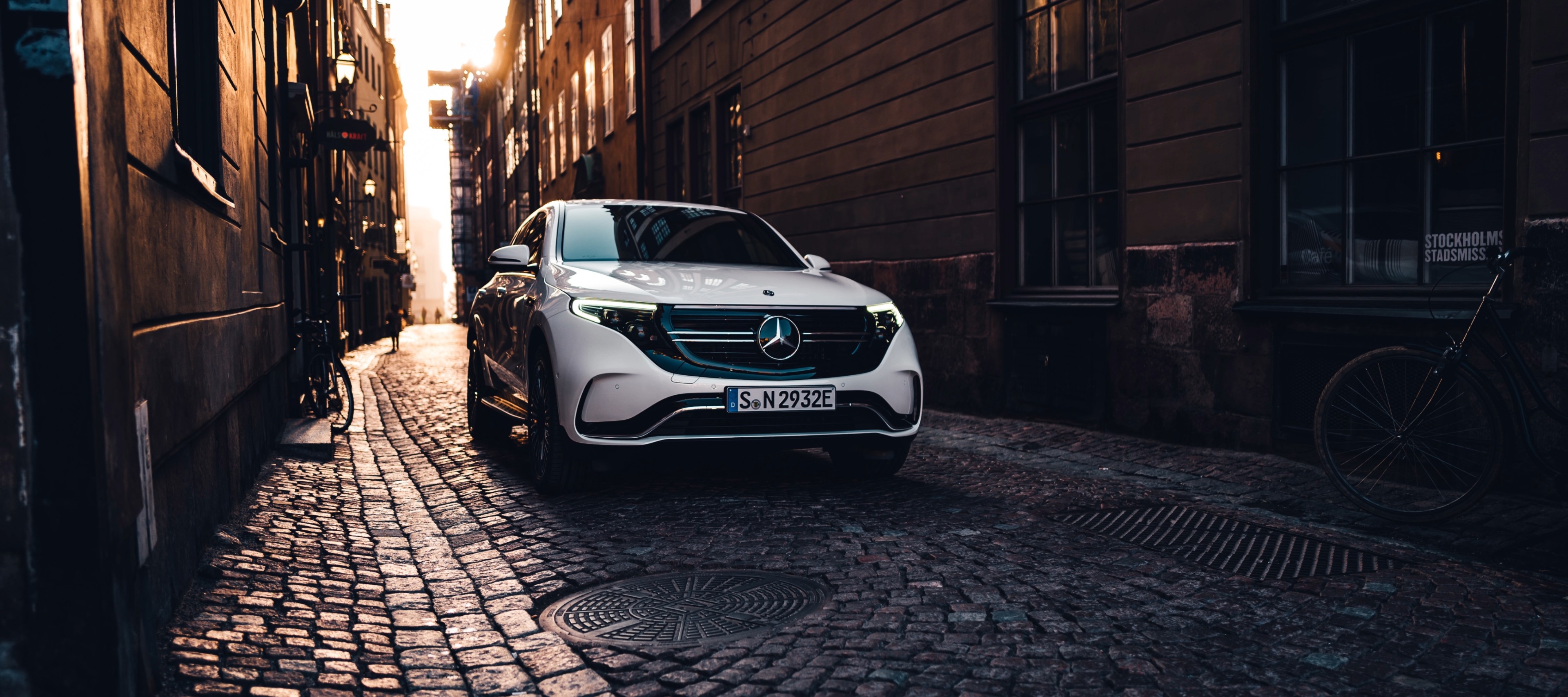 Vyhľadať jazdené vozidlo EQC SUV Vyhľadať jazdené vozidlo EQC SUV
