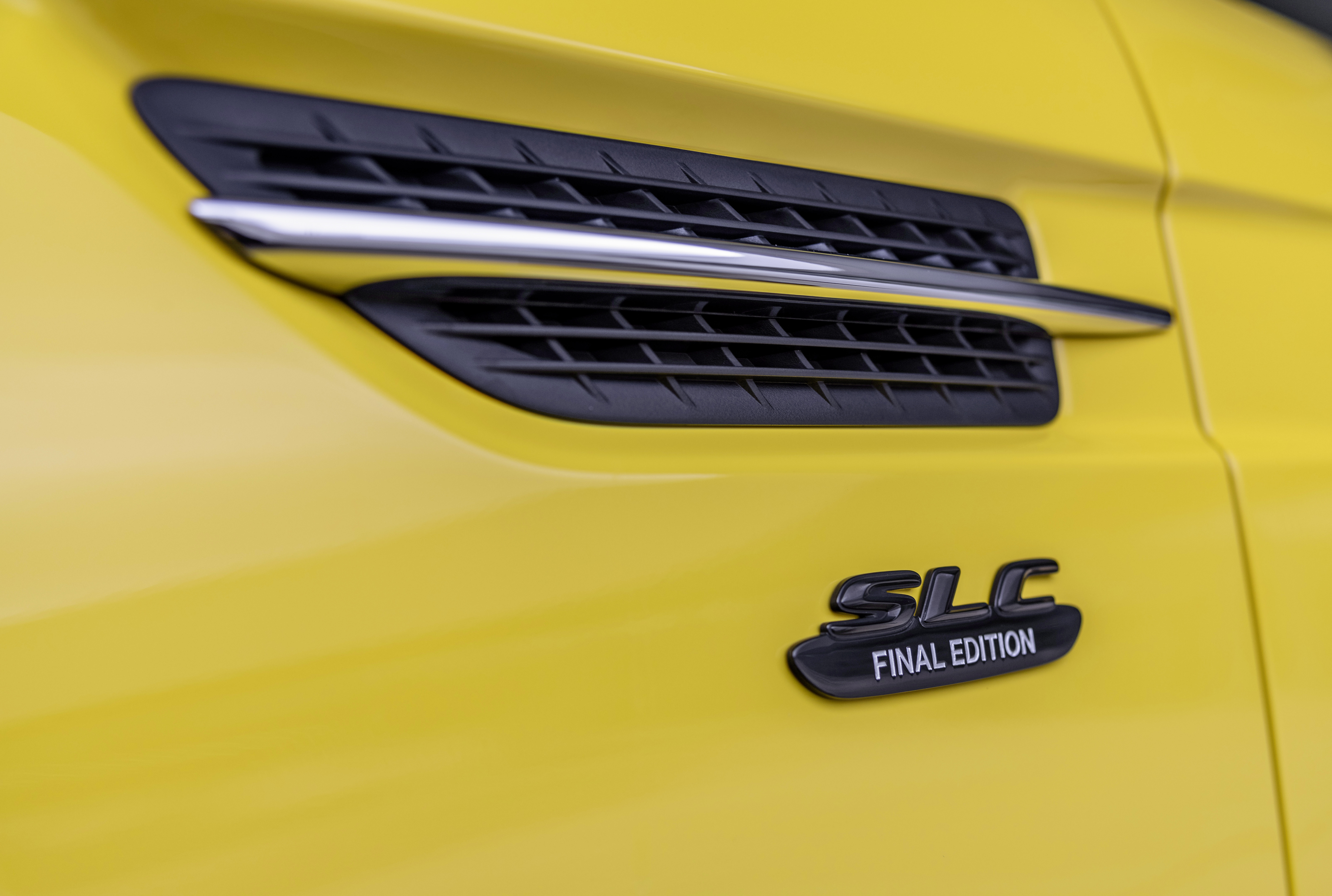 Model SLC Final Edition vo farbe slnečná žltá Model SLC Final Edition vo farbe slnečná žltá