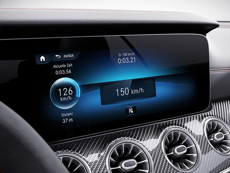 Interiér kabrioletu Mercedes-AMG E 53 4MATIC+.
