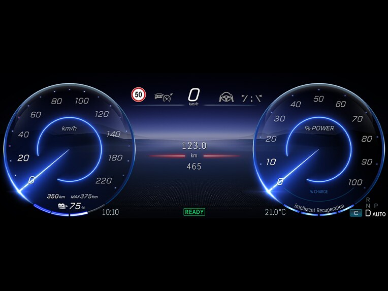 Aktívne monitorovanie dojazdu v plnoelektrickej Triede G od značky Mercedes-Benz.