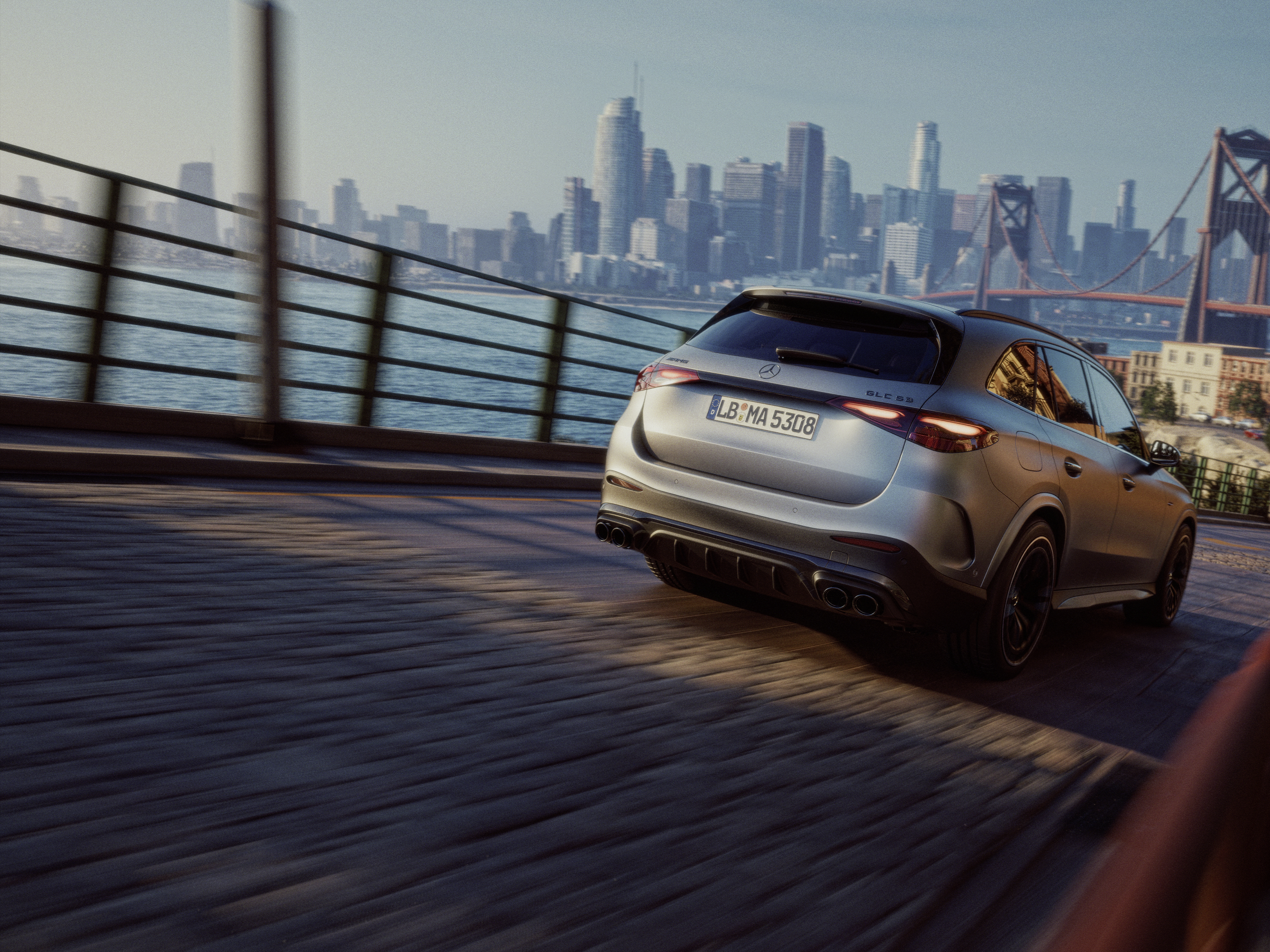 Výkonnosť | GLC | Mercedes-AMG Výkonnosť nového vozidla Mercedes-AMG GLC SUV.