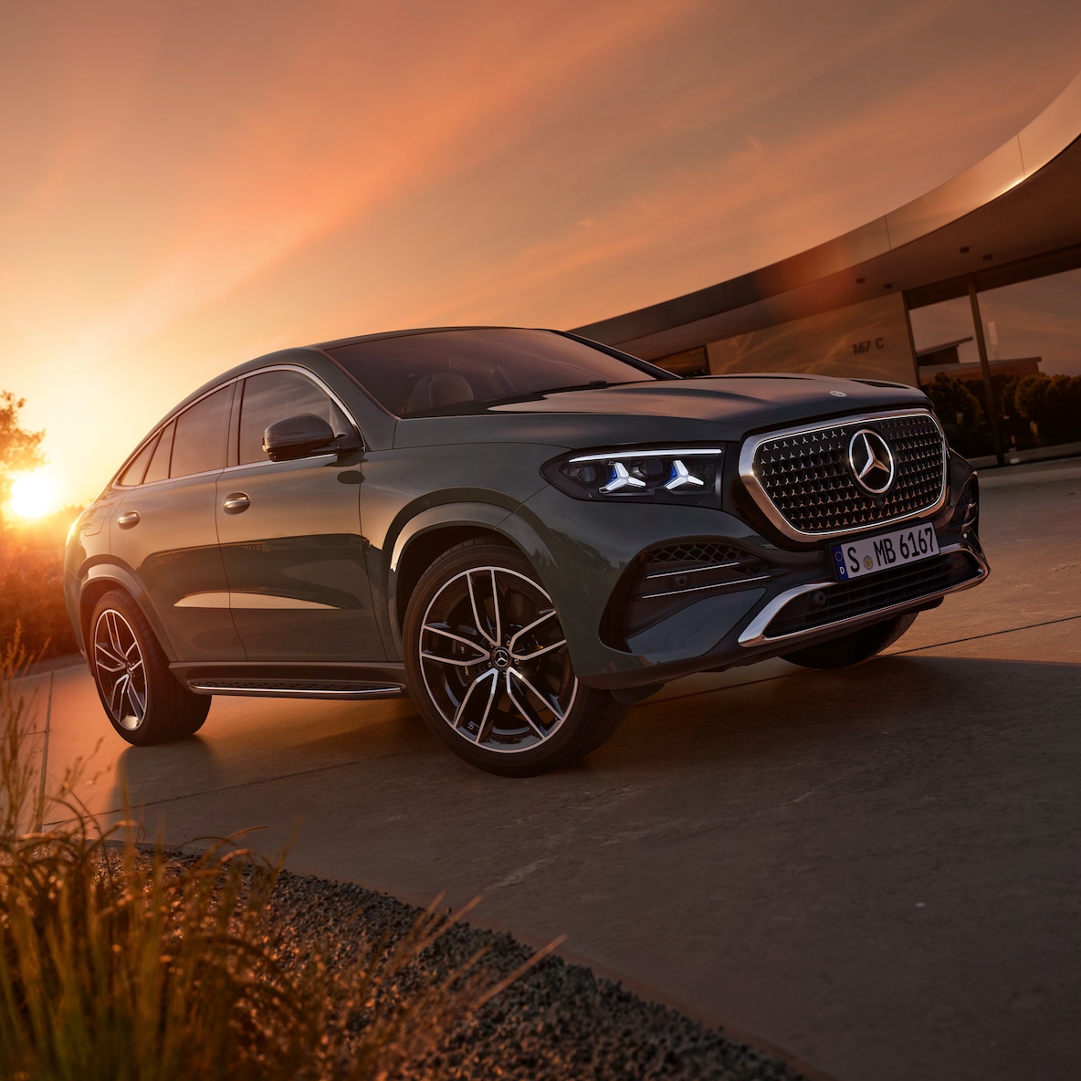 Športový exteriér nového kupé GLE od značky Mercedes-Benz.