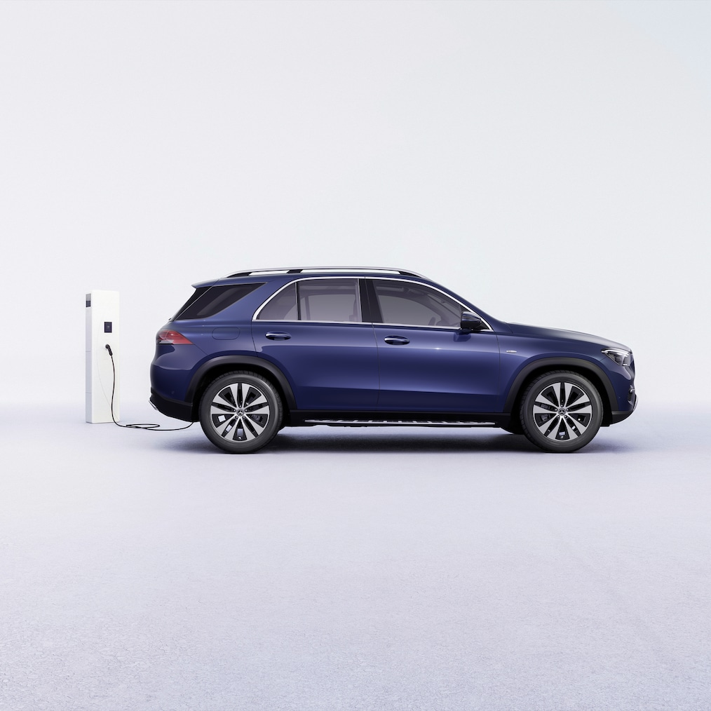 GLE 350 de 4MATIC s technológiou hybridného pohonu EQ od značky Mercedes-Benz.