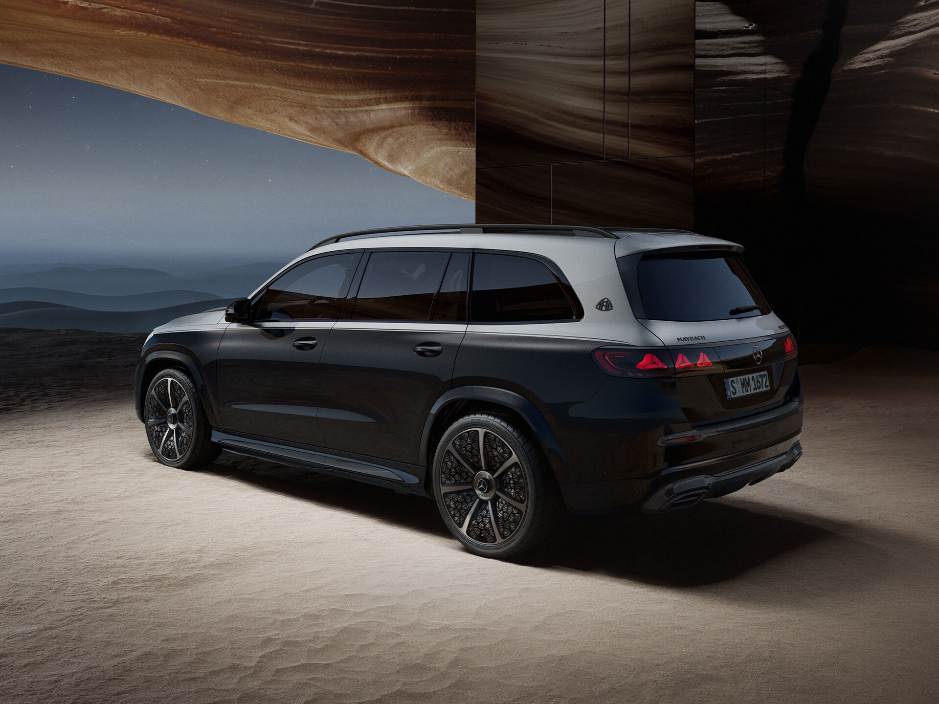 Mercedes-Maybach GLS Night Series.