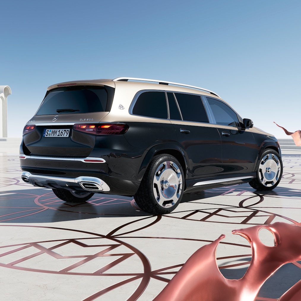 Pohľad zozadu na model Mercedes-Maybach GLS 600 (dvojfarebný lak a exkluzívne disky Maybach).