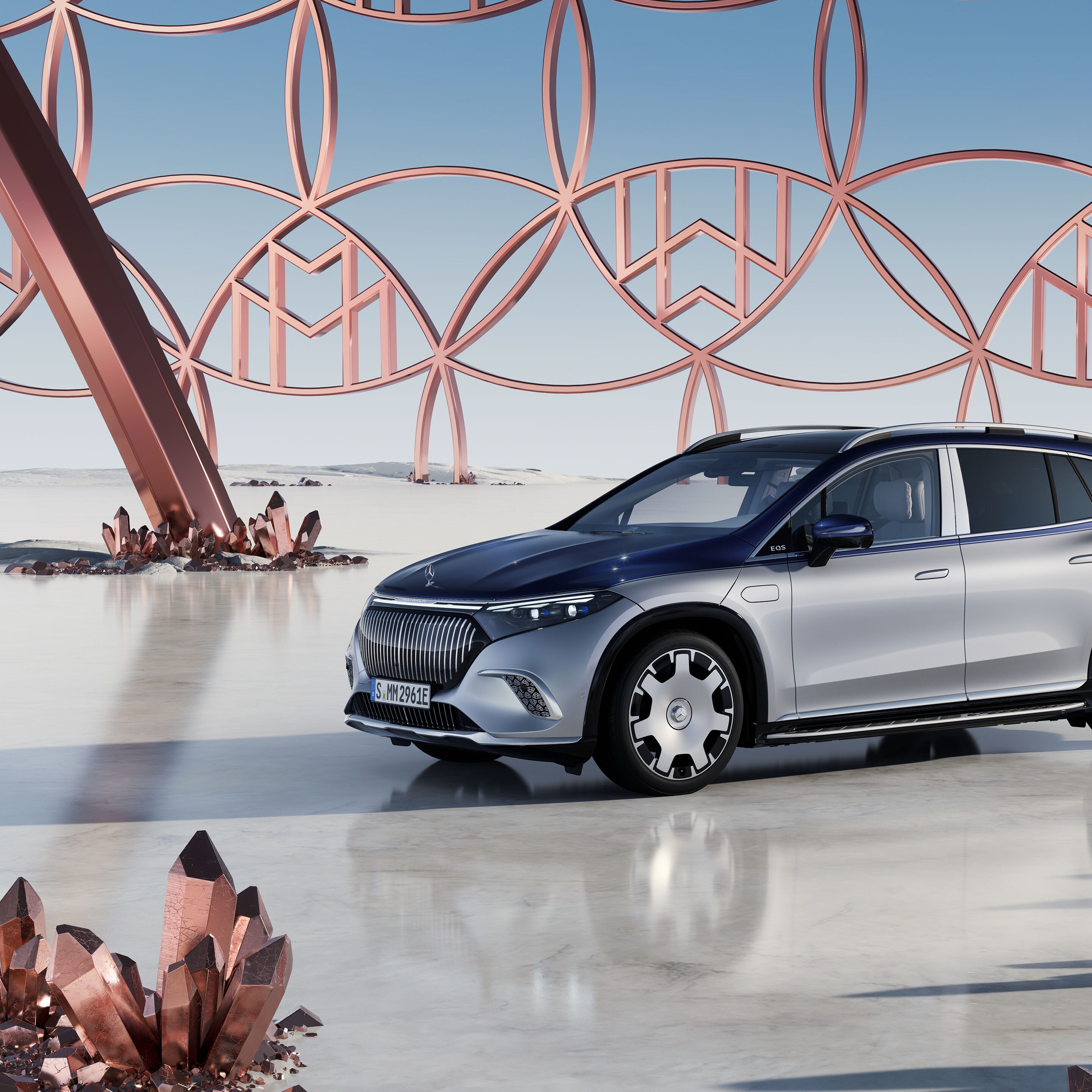Pohľad zboku na Mercedes-Maybach EQS SUV.