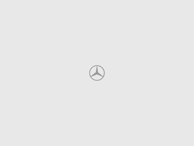 Zadná časť interiéru vozidla Mercedes-Maybach Triedy S