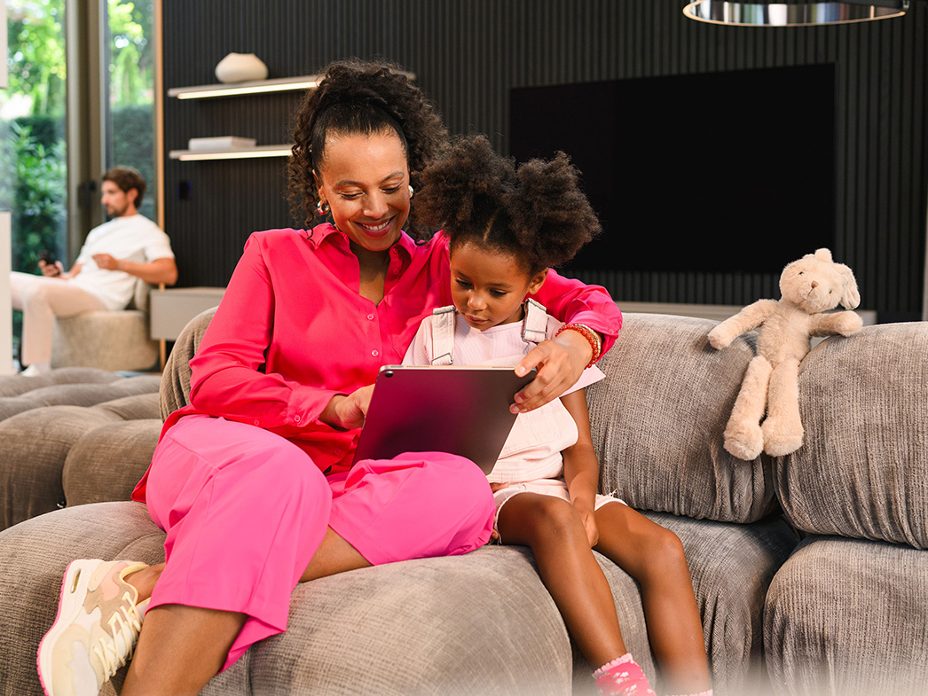 Zostaňte v spojení Zostaňte v spojení