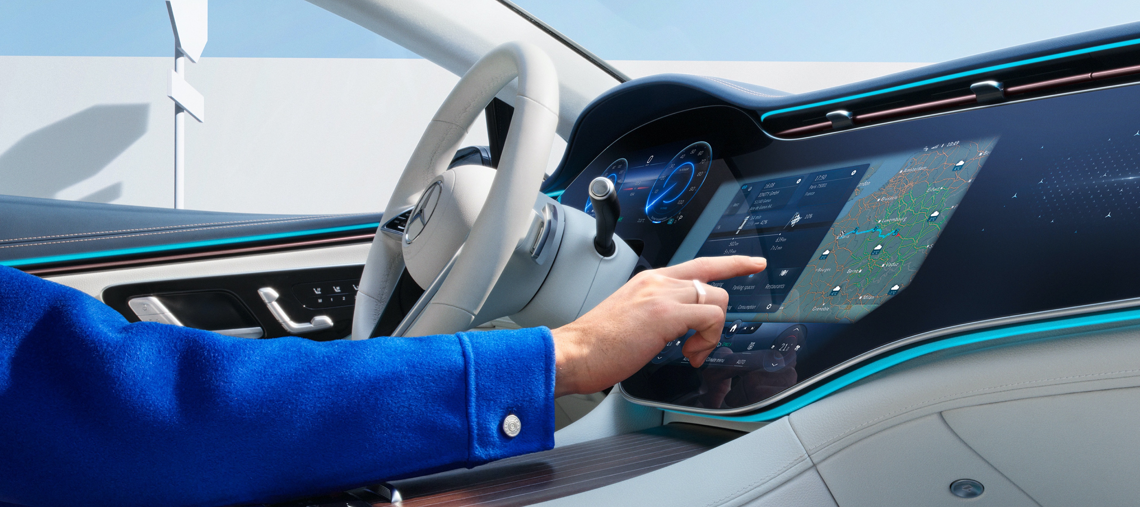 Navigácia | Mercedes-Benz Na hyperobrazovke MBUX sa vďaka digitálnemu doplnku Meteorologická mapa zobrazuje počasie v cieľovej lokalite.
