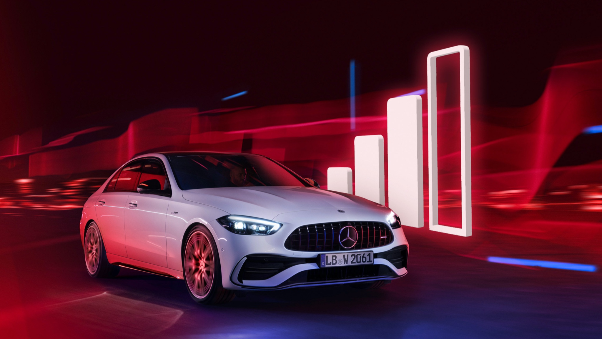 Komfortný objem dát od poskytovateľa tretej strany | Zábava | Mercedes-Benz Vozidlo Mercedes-Benz prechádza popri vizualizácii ukazovateľa sily signálu.