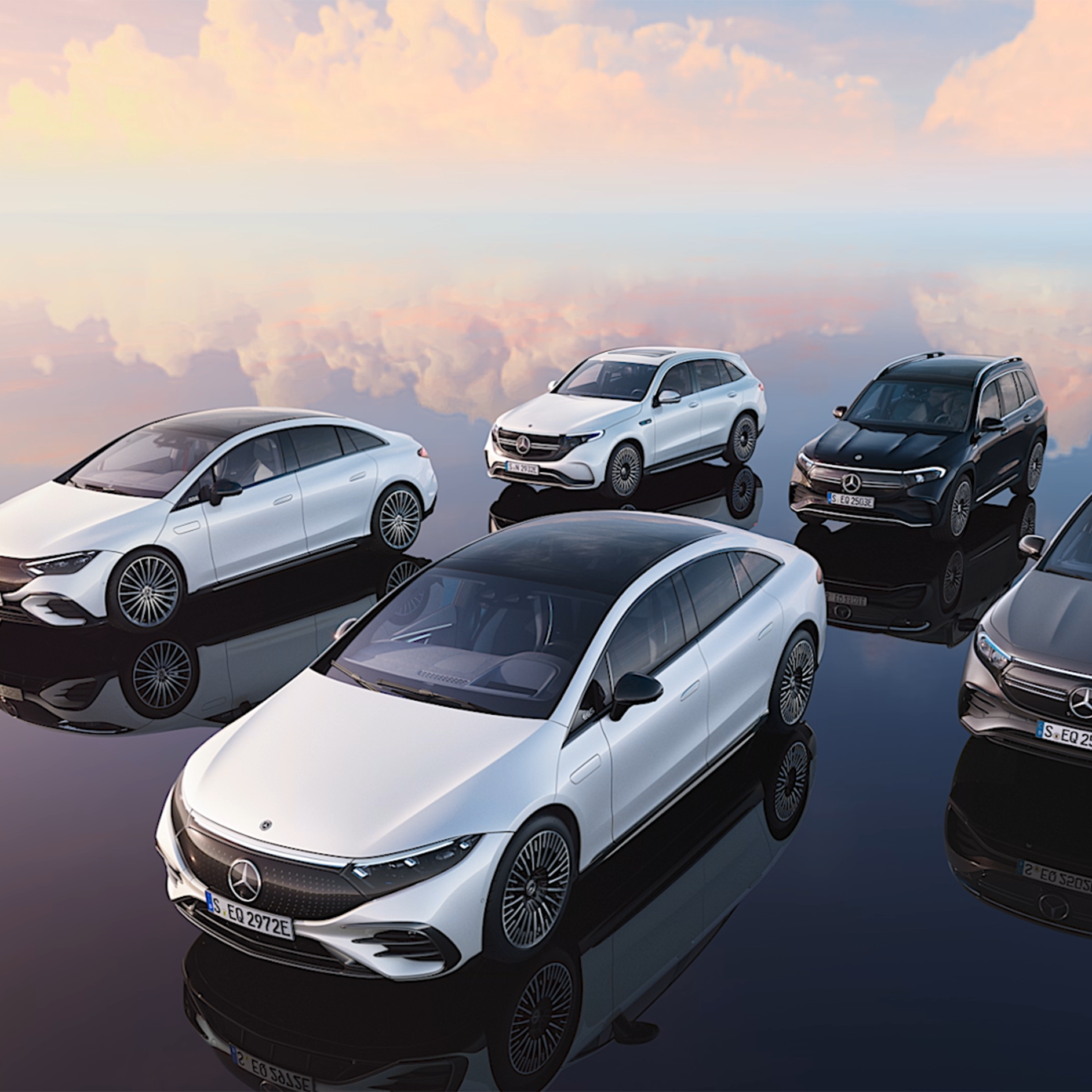 Mercedes-Benz | Elektrické vozidlá Bočný pohľad spredu na elektrické modely Mercedes-Benz