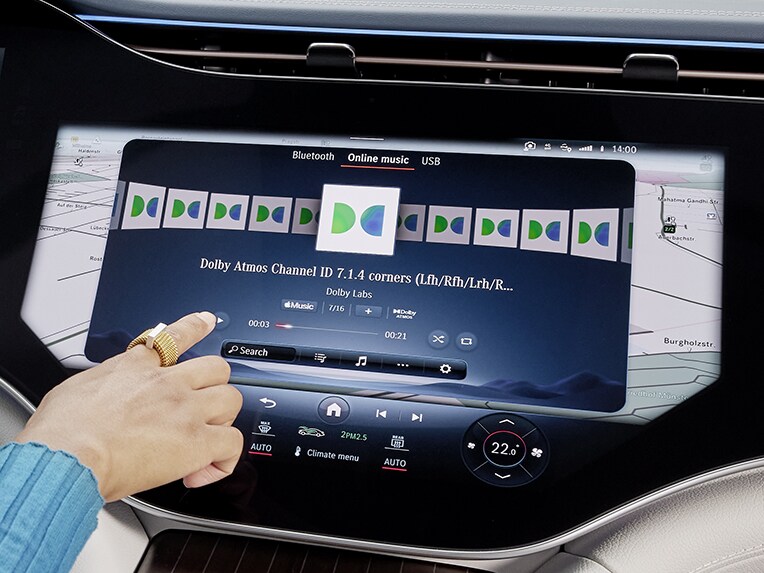Podpora technológie Dolby Atmos® pre Amazon Music | Aktualizácia systému zábavnej techniky MBUX | Mercedes-Benz