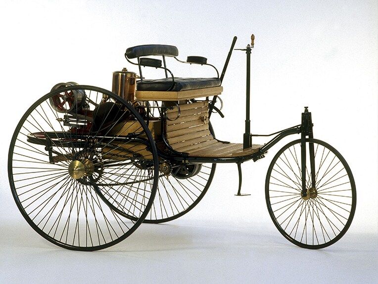 Patentovaný motorový voz Benz z roku 1886.