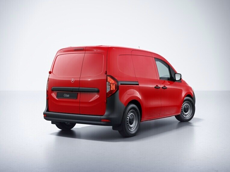 Cúvacia kamera v zadnej časti skriňového vozidla Mercedes-Benz Citan.