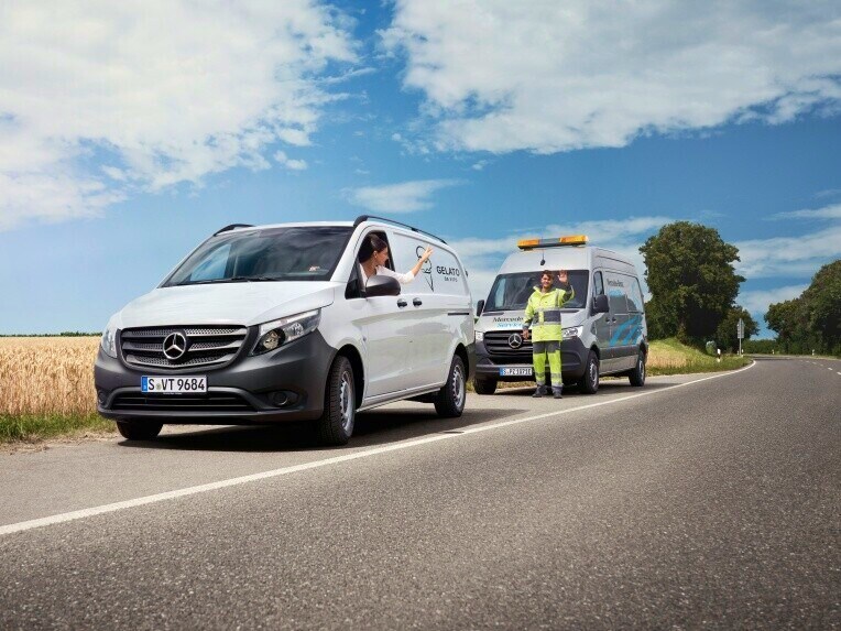 V prípade, že by ste predsa len raz zostali stáť, profesionálna služba Servis24h Mercedes-Benz vás podporí, aby ste svoj cieľ dosiahli.