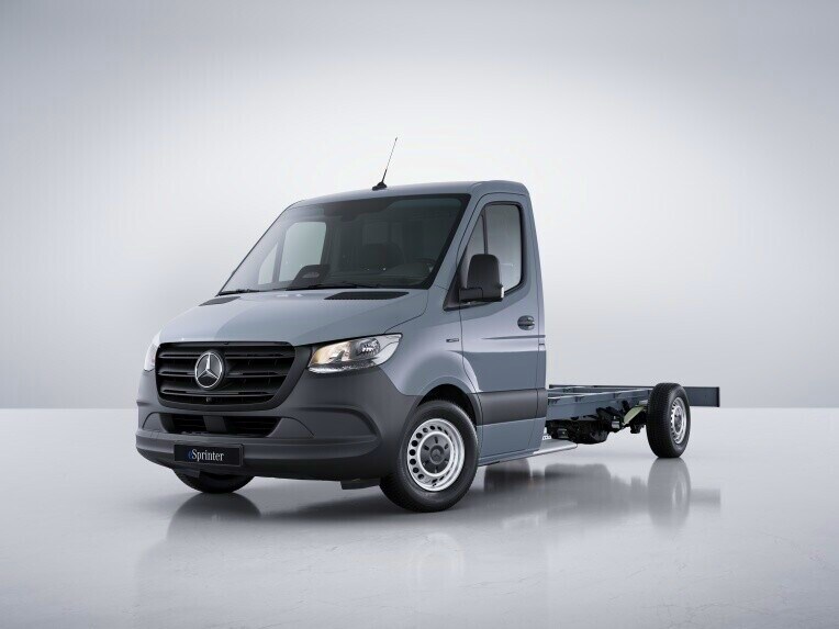 Šasi Mercedes-Benz eSprinter s líniou výbavy BASE.