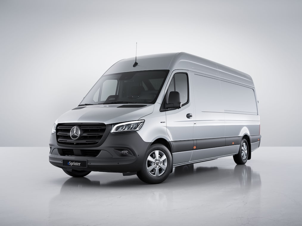 Skriňové vozidlo Mercedes-Benz eSprinter s&nbsp;líniou výbavy SELECT.