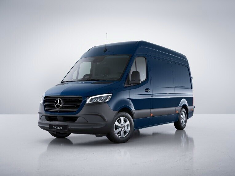 Skriňové vozidlo Mercedes-Benz Sprinter s líniou výbavy PRO.