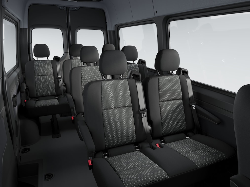 Priestor pre cestujúcich vozidla Mercedes-Benz Sprinter Tourer.