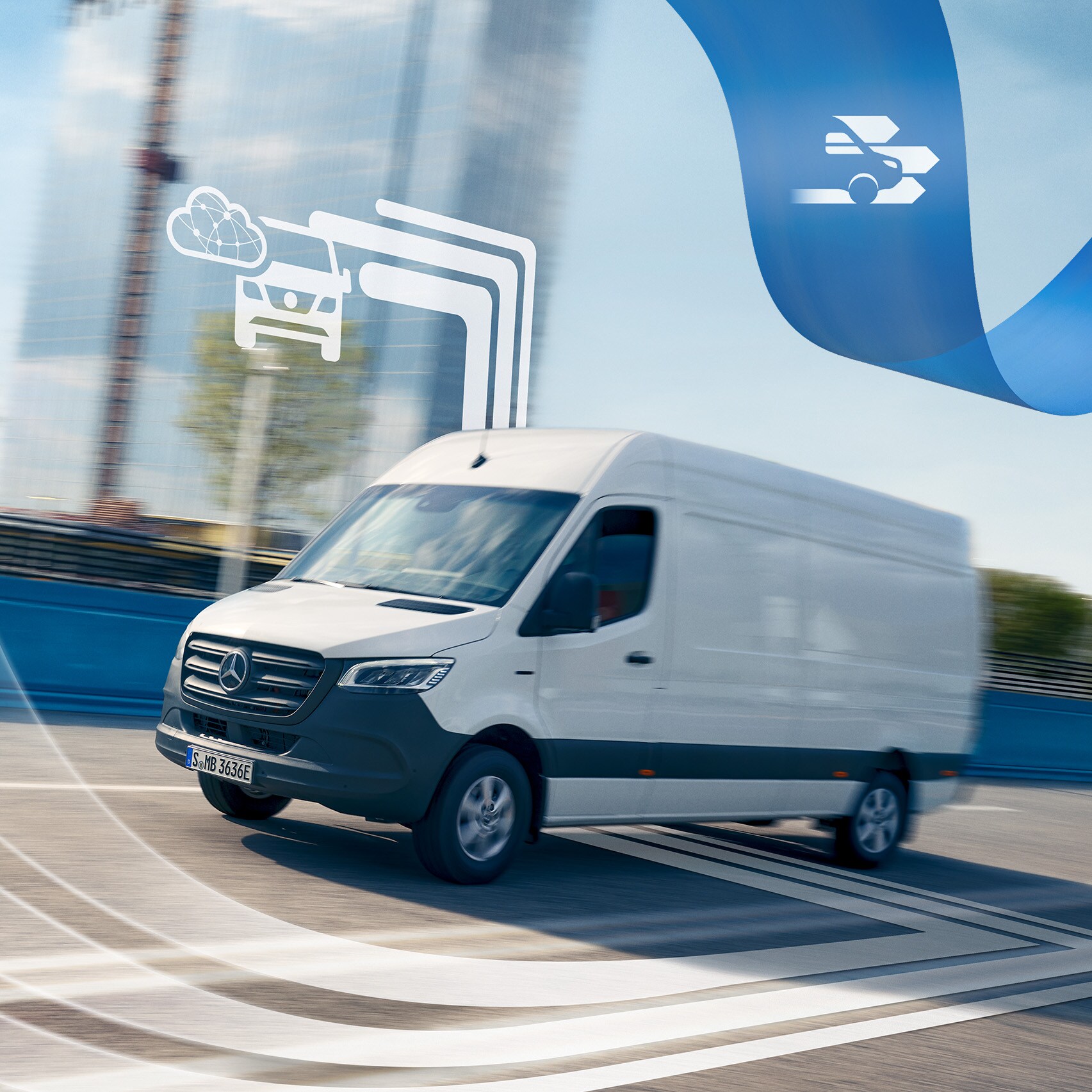 Biele úžitkové vozidlo Mercedes-Benz Sprinter na ceste s digitálnym symbolom.