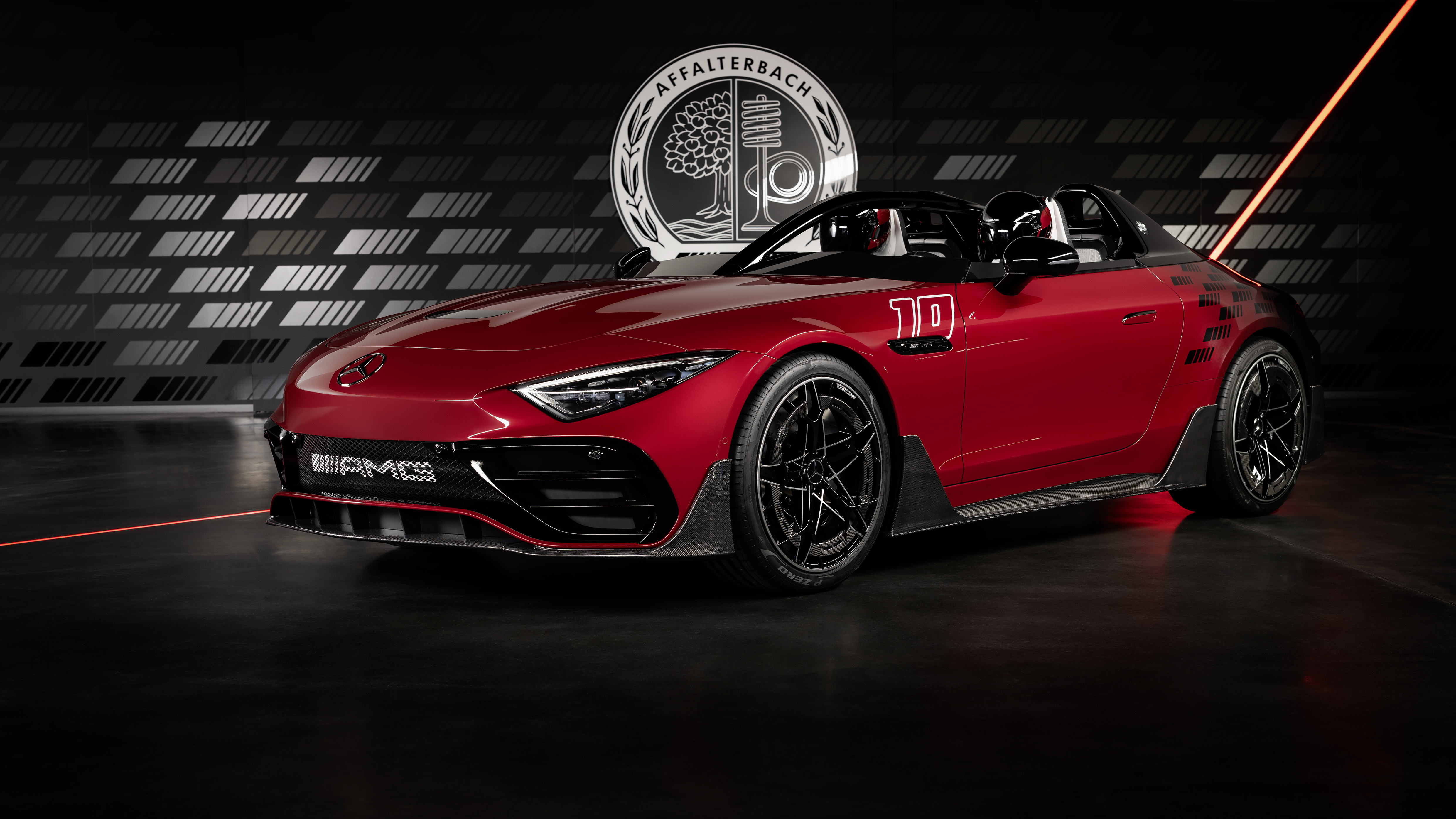 Mercedes-AMG PureSpeed | Exkluzívny roadster | Mercedes-AMG Mercedes-AMG PureSpeed – exkluzívny športový roadster bez strechy.